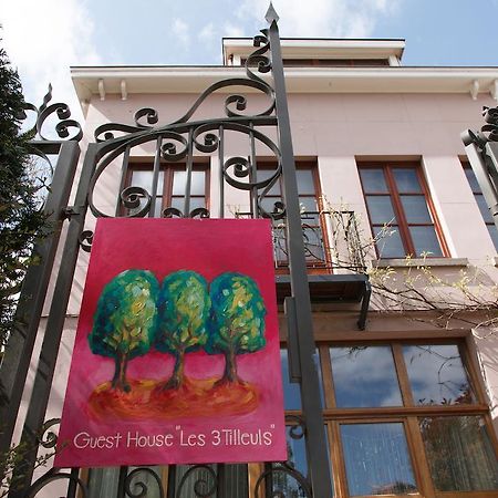 Guest House Les 3 Tilleuls Auderghem Bagian luar foto