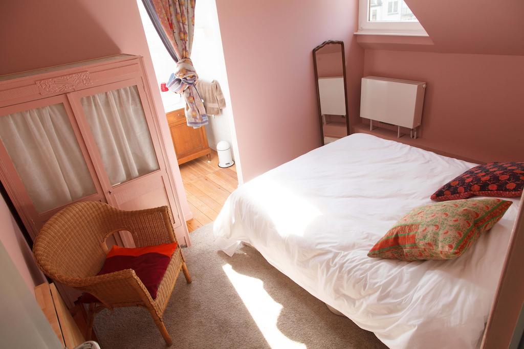 Guest House Les 3 Tilleuls Auderghem Ruang foto