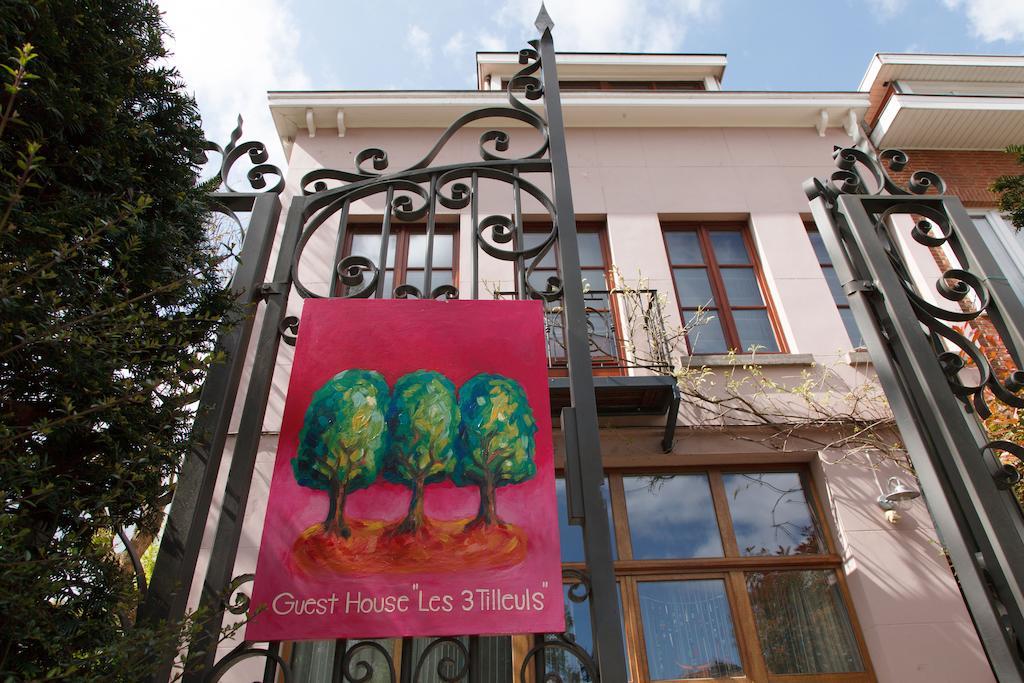 Guest House Les 3 Tilleuls Auderghem Bagian luar foto